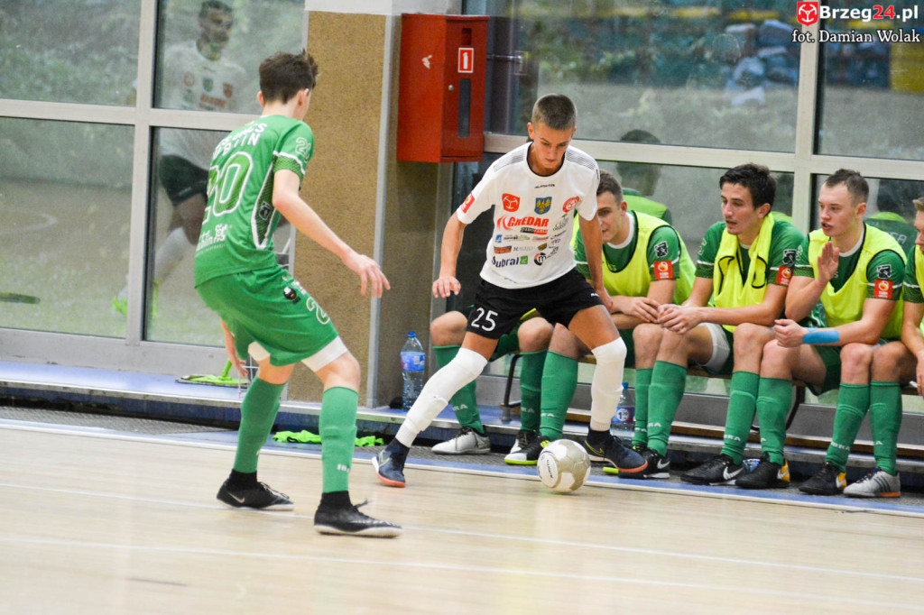 Gredar ponownie z wysoką wygraną. Brzeżanie liderem