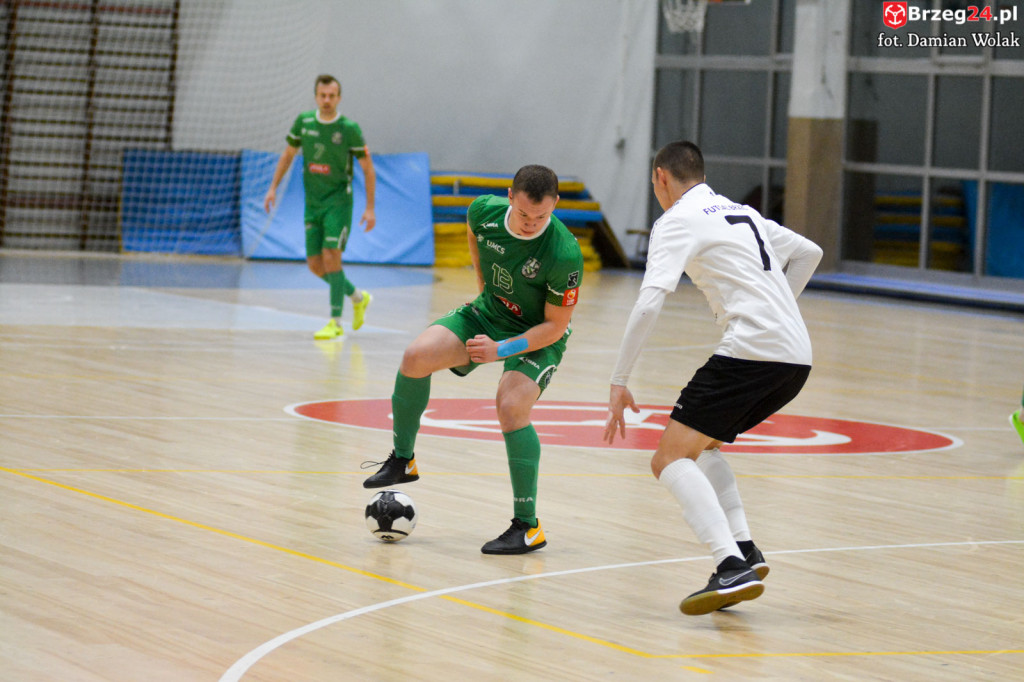 Gredar ponownie z wysoką wygraną. Brzeżanie liderem