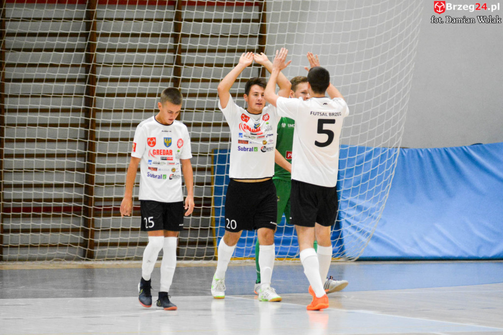 Gredar ponownie z wysoką wygraną. Brzeżanie liderem
