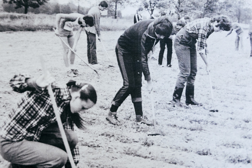 Powstaje książka o ZSR w Żłobiźnie! Włącz się w jej powstanie i napisz swoje wspomnienia