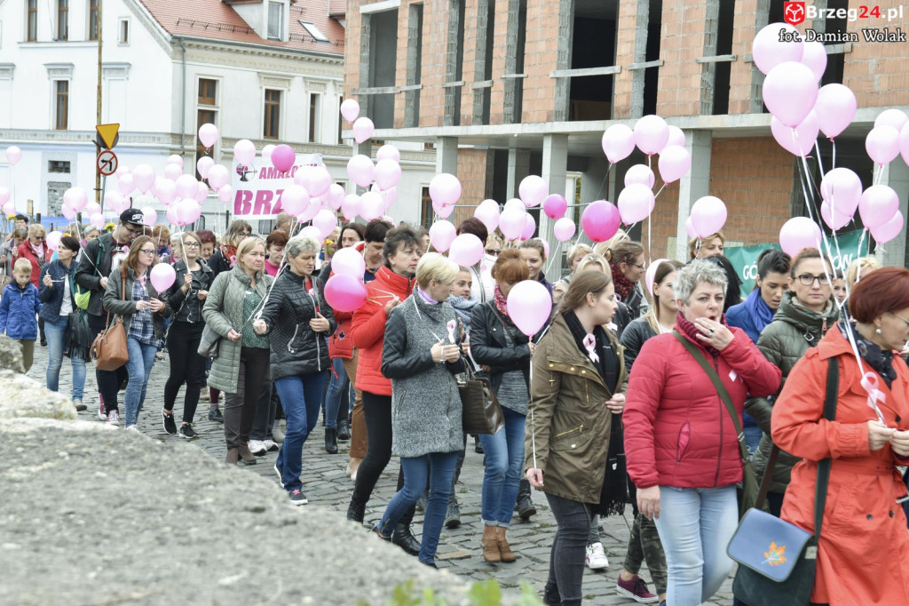 Trzeci Marsz Różowej Wstążki w Brzegu [fotorelacja]