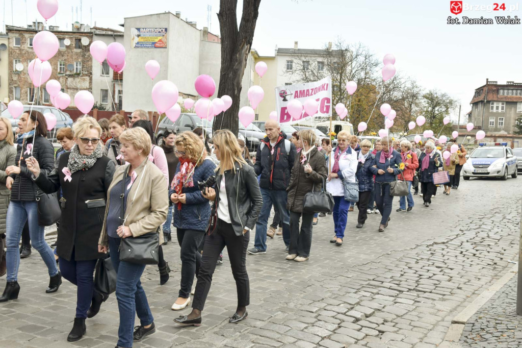 Trzeci Marsz Różowej Wstążki w Brzegu [fotorelacja]