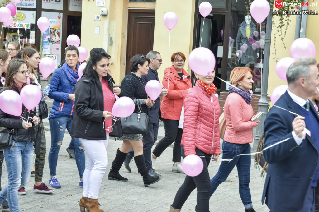 Trzeci Marsz Różowej Wstążki w Brzegu [fotorelacja]