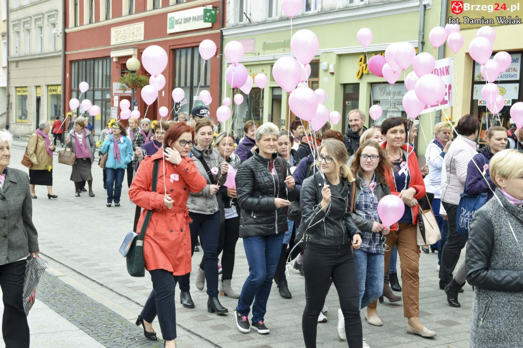 Trzeci Marsz Różowej Wstążki w Brzegu [fotorelacja]