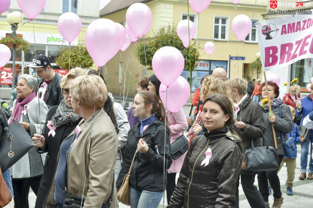Trzeci Marsz Różowej Wstążki w Brzegu [fotorelacja]