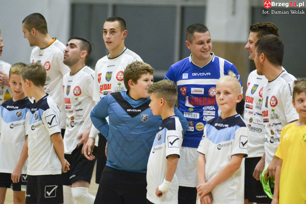 Festiwal niecelnych rzutów karnych i wygrana Gredaru z Malwee