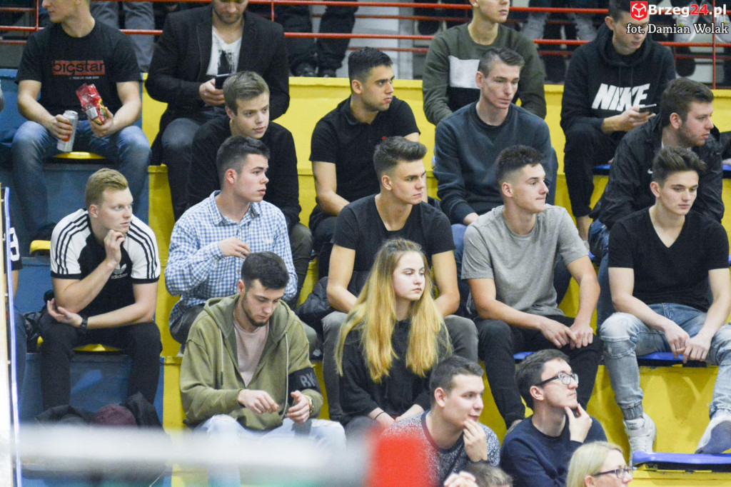 Festiwal niecelnych rzutów karnych i wygrana Gredaru z Malwee