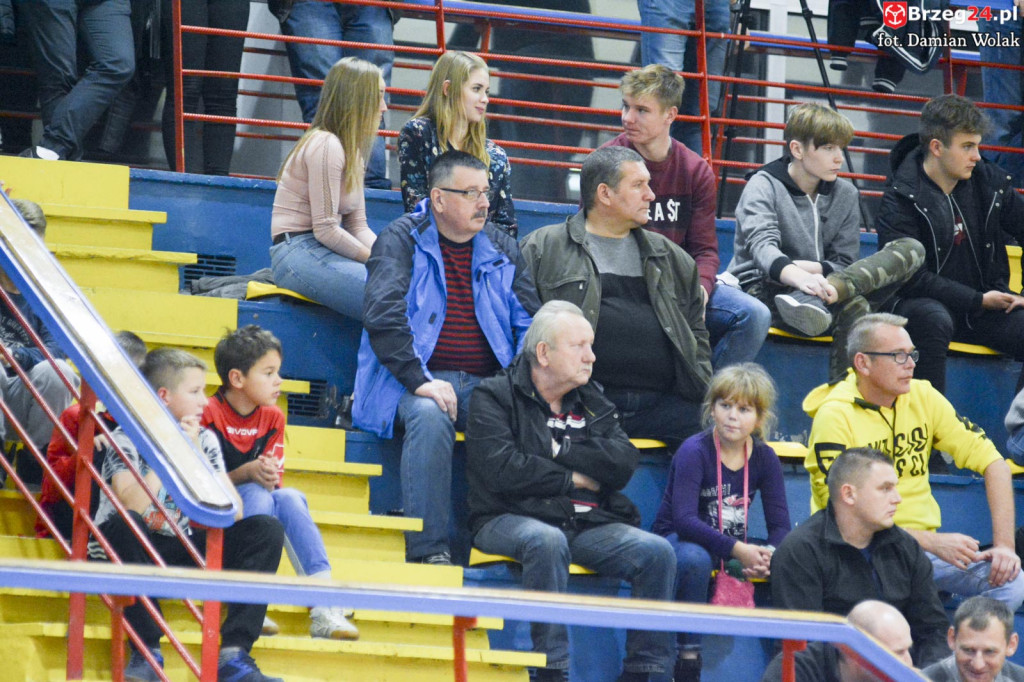 Festiwal niecelnych rzutów karnych i wygrana Gredaru z Malwee