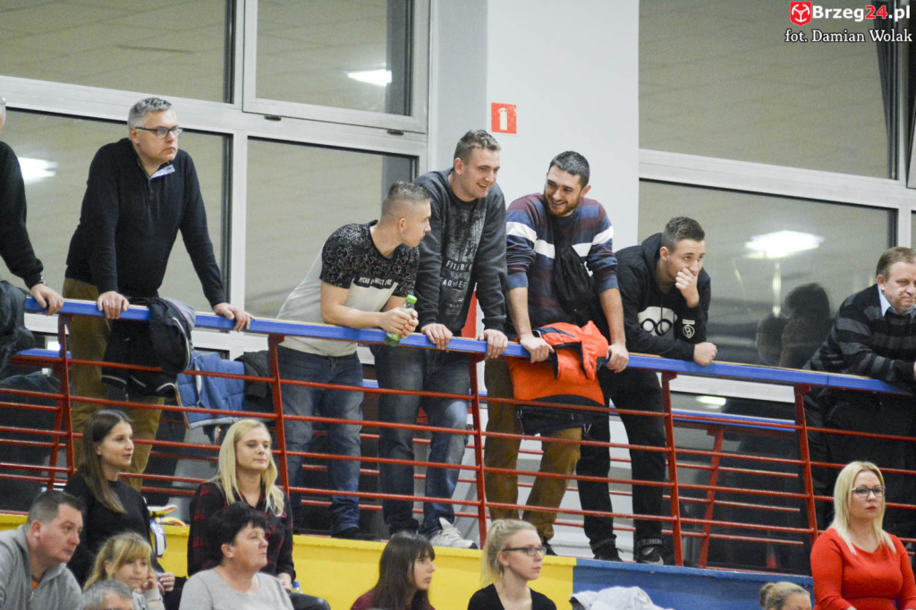 Festiwal niecelnych rzutów karnych i wygrana Gredaru z Malwee