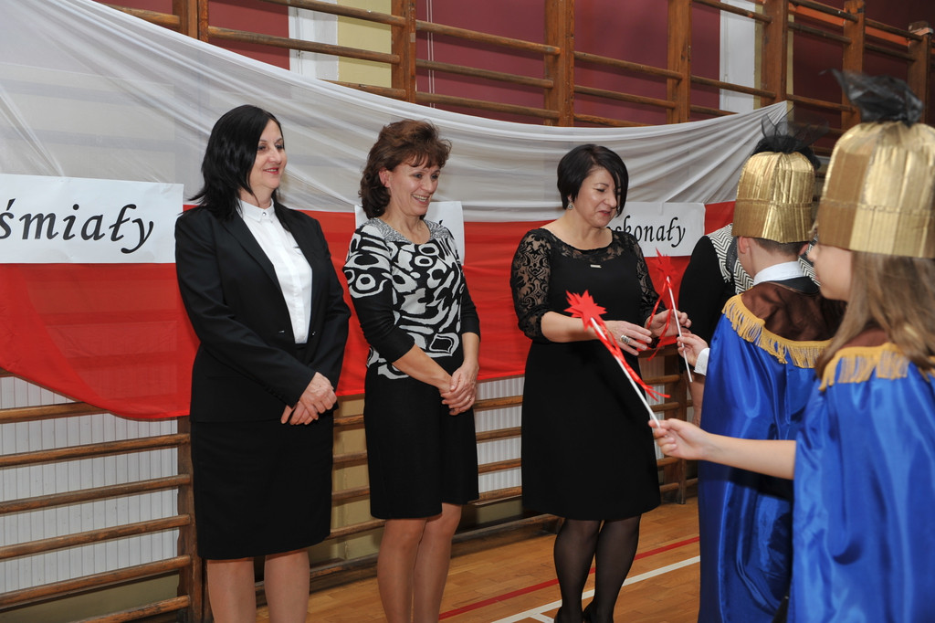 Ślubowanie pierwszoklasistów w Publicznej Szkole Podstawowej im. M. Kopernika w Lewinie Brzeskim