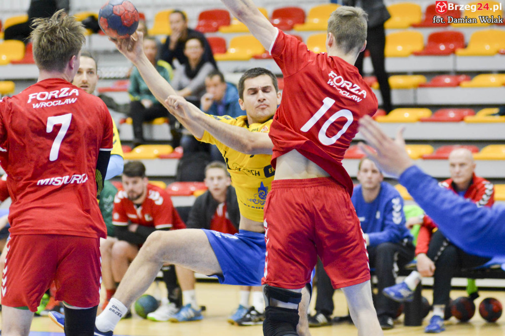 Zimny prysznic dla Olimpu. Pierwsza przegrana we Wrocławiu