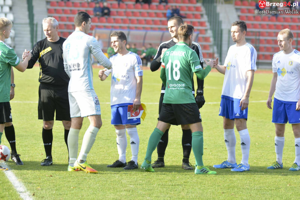 Stal wygrywa z Gwarkiem [fotorelacja]