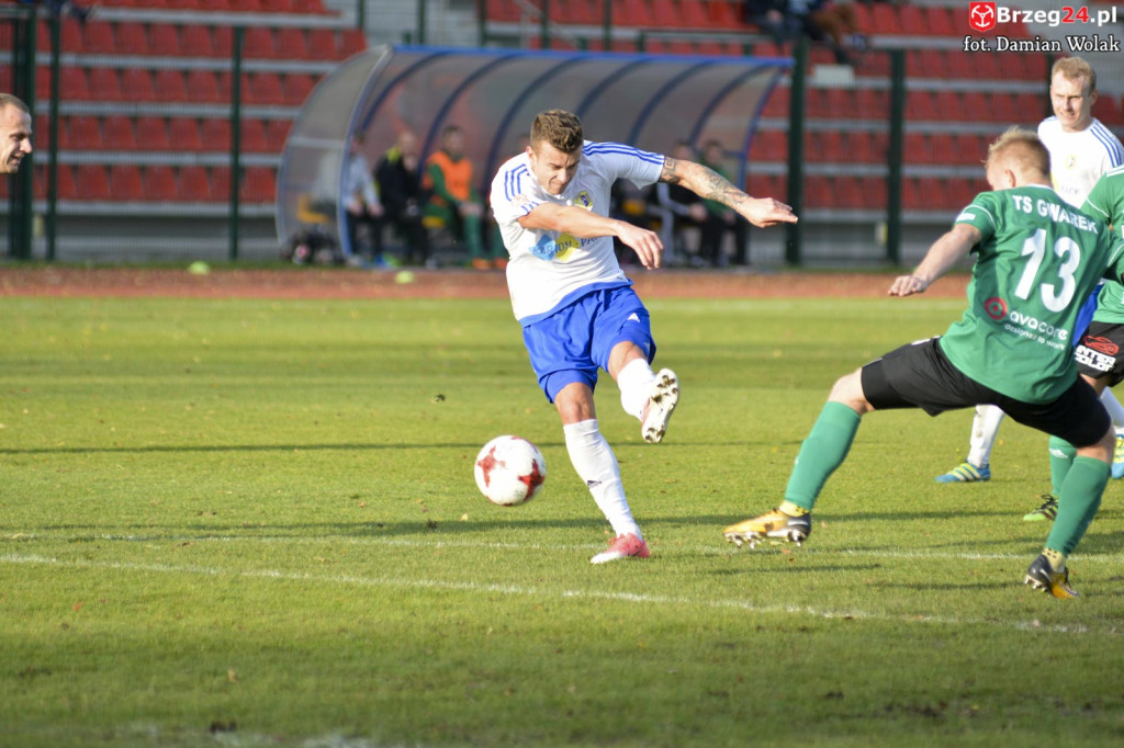 Stal wygrywa z Gwarkiem [fotorelacja]