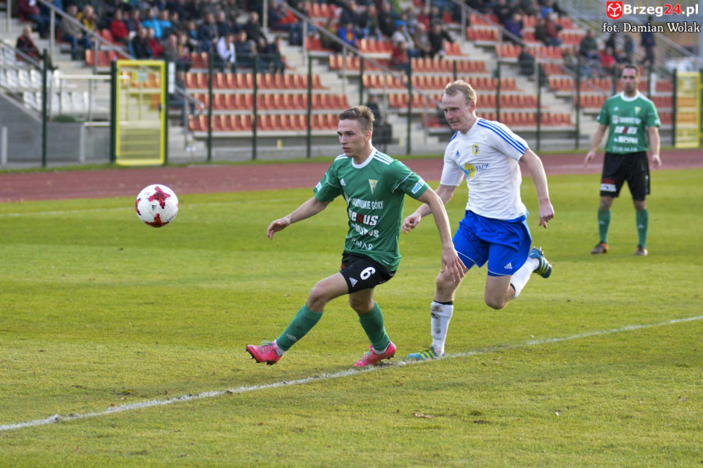 Stal wygrywa z Gwarkiem [fotorelacja]