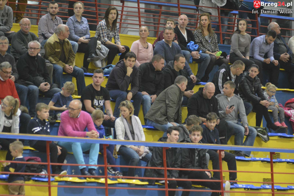 Gredar przegrał z liderem - GKS Tychy