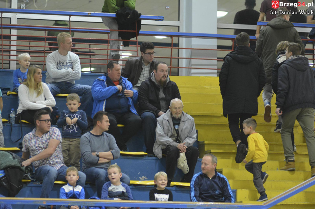 Gredar przegrał z liderem - GKS Tychy