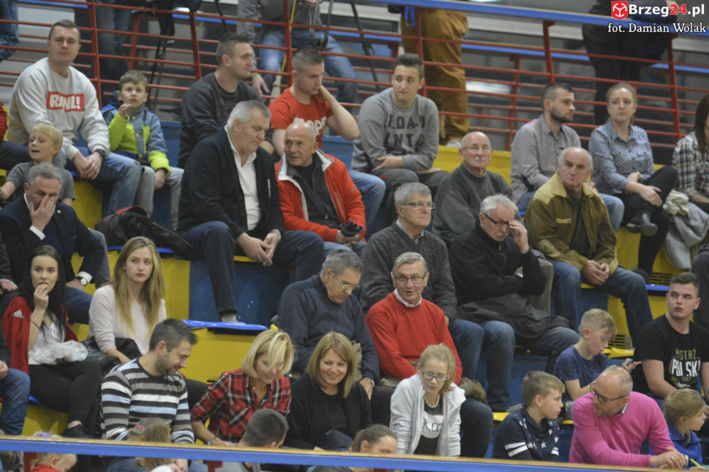 Gredar przegrał z liderem - GKS Tychy