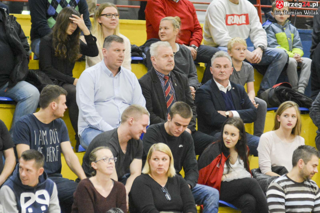 Gredar przegrał z liderem - GKS Tychy