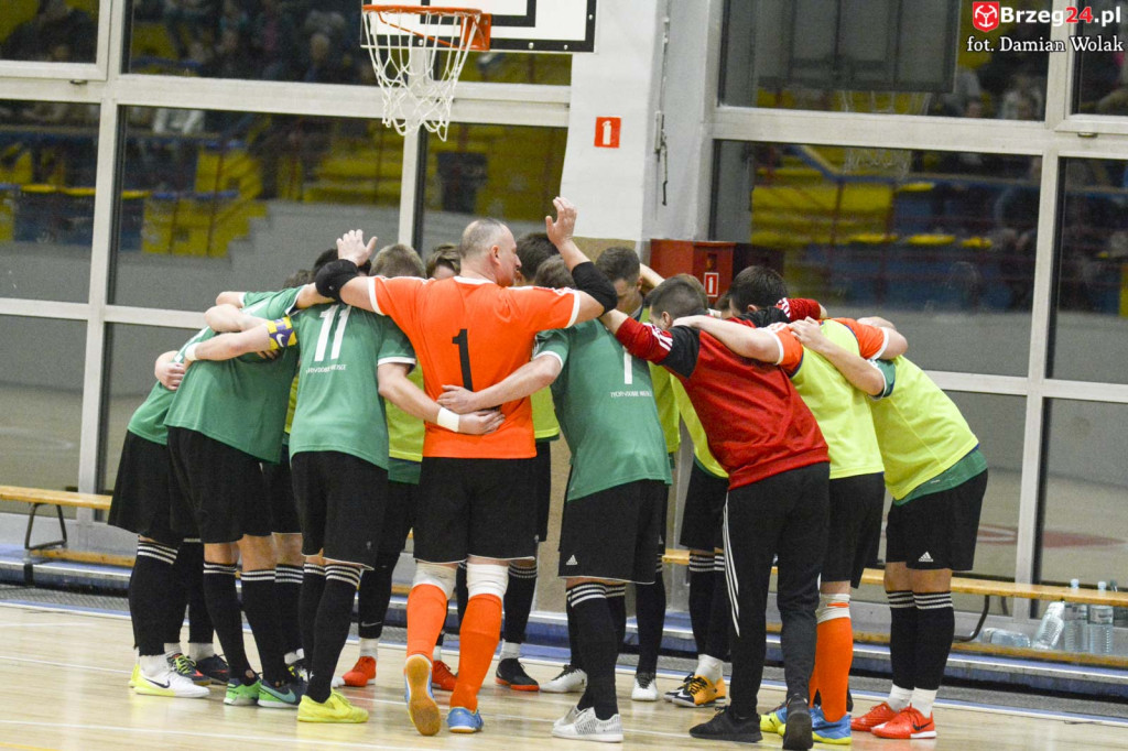 Gredar przegrał z liderem - GKS Tychy