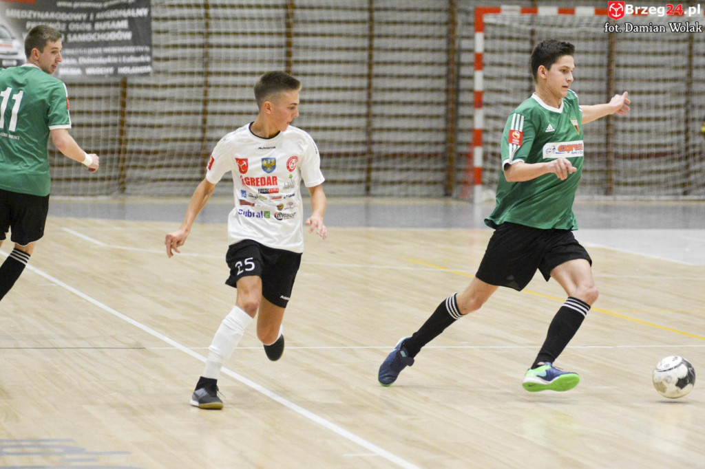 Gredar przegrał z liderem - GKS Tychy