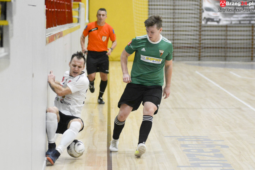 Gredar przegrał z liderem - GKS Tychy