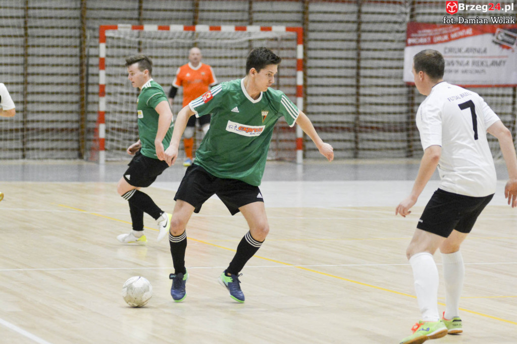 Gredar przegrał z liderem - GKS Tychy