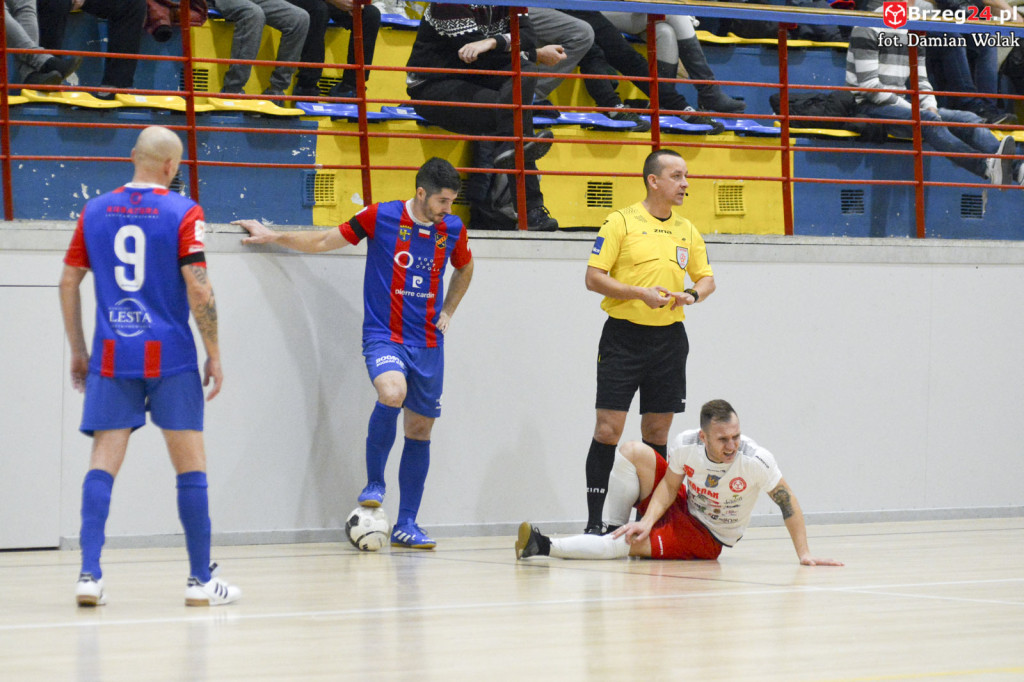 Gredar przegrywa w derbach z Odrą [fotorelacja]