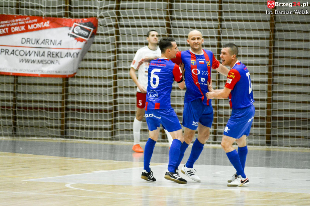 Gredar przegrywa w derbach z Odrą [fotorelacja]