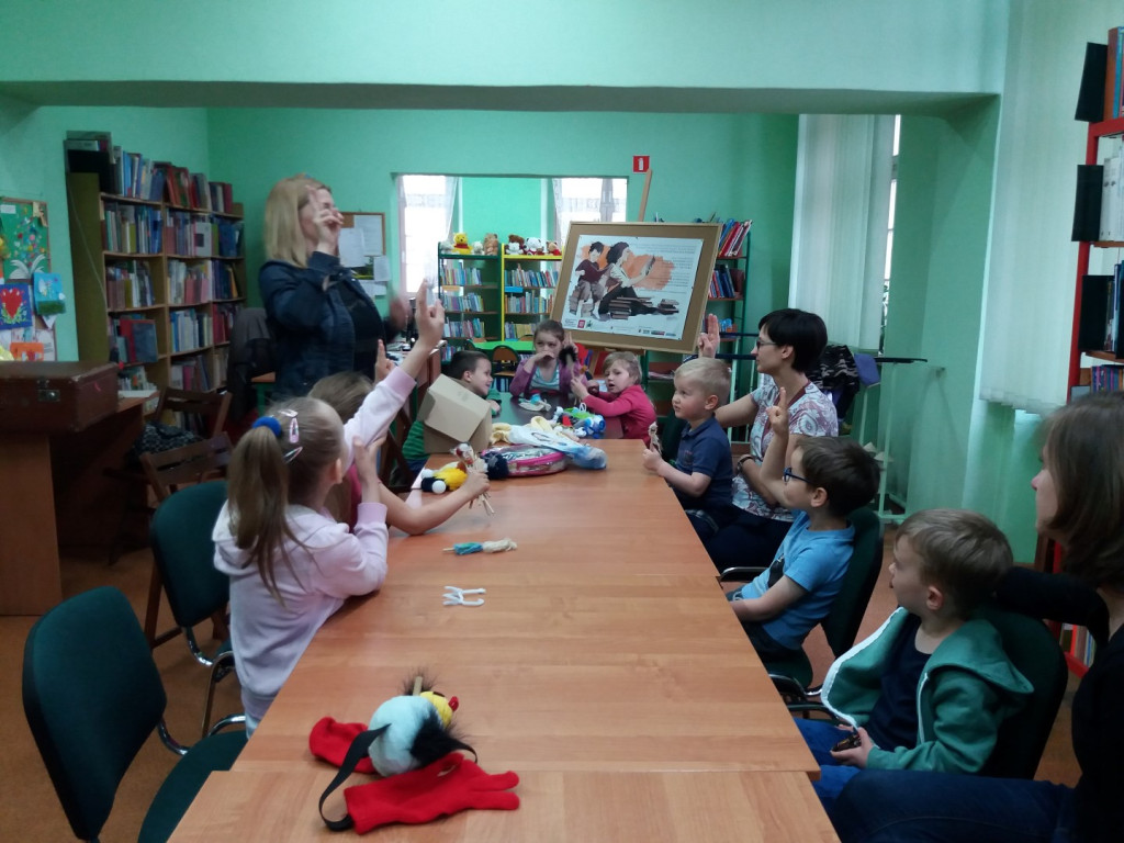 Kulturakny Grodków, czyli rodzinnie w Bibliotece o książkach i nie tylko