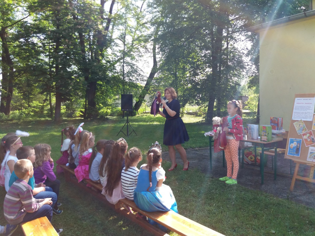 Kulturakny Grodków, czyli rodzinnie w Bibliotece o książkach i nie tylko