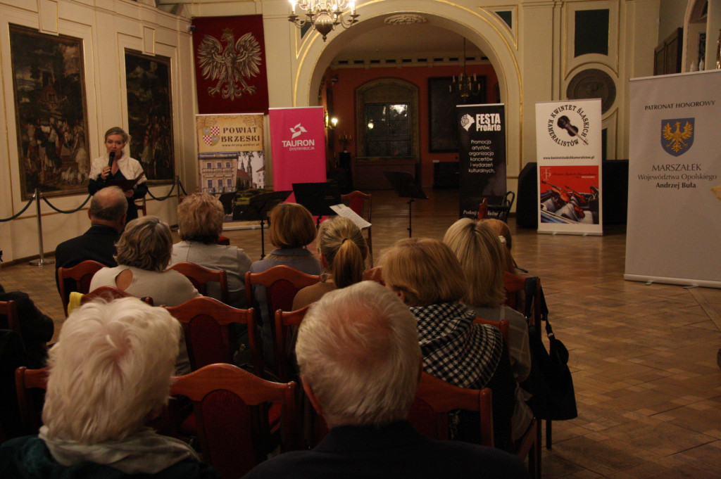 BaRockowe święta, czyli na smyczki w zamkowych salach