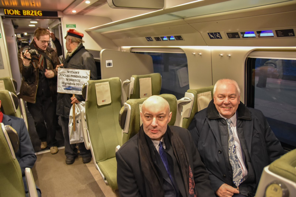Pendolino zatrzymuje się w Brzegu. Podróż do stolicy trwa 3 godziny