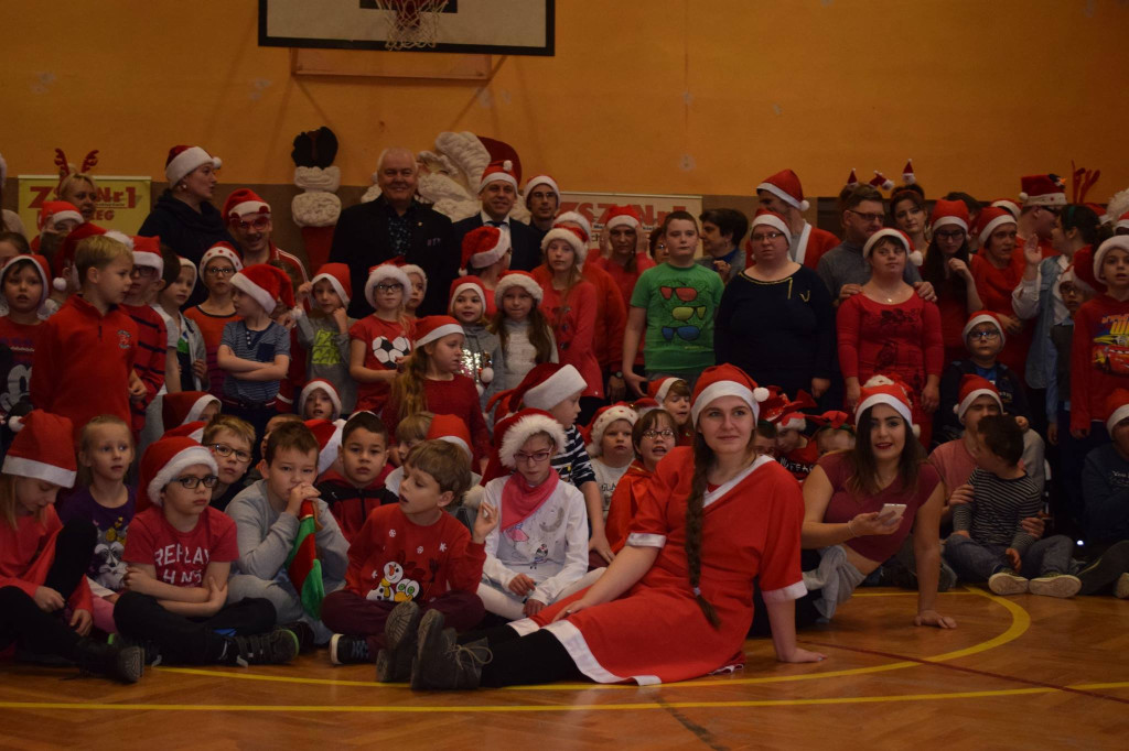 Integracyjna zabawa mikołajkowa