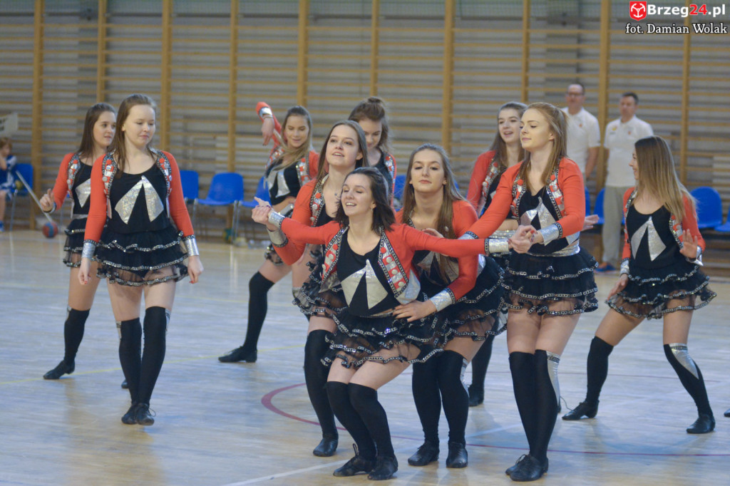 Rzuty karne na korzyść Tęczy. Olimp z jednym punktem