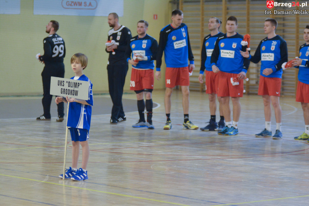 Rzuty karne na korzyść Tęczy. Olimp z jednym punktem