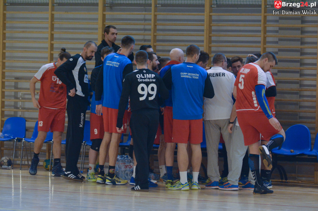 Rzuty karne na korzyść Tęczy. Olimp z jednym punktem