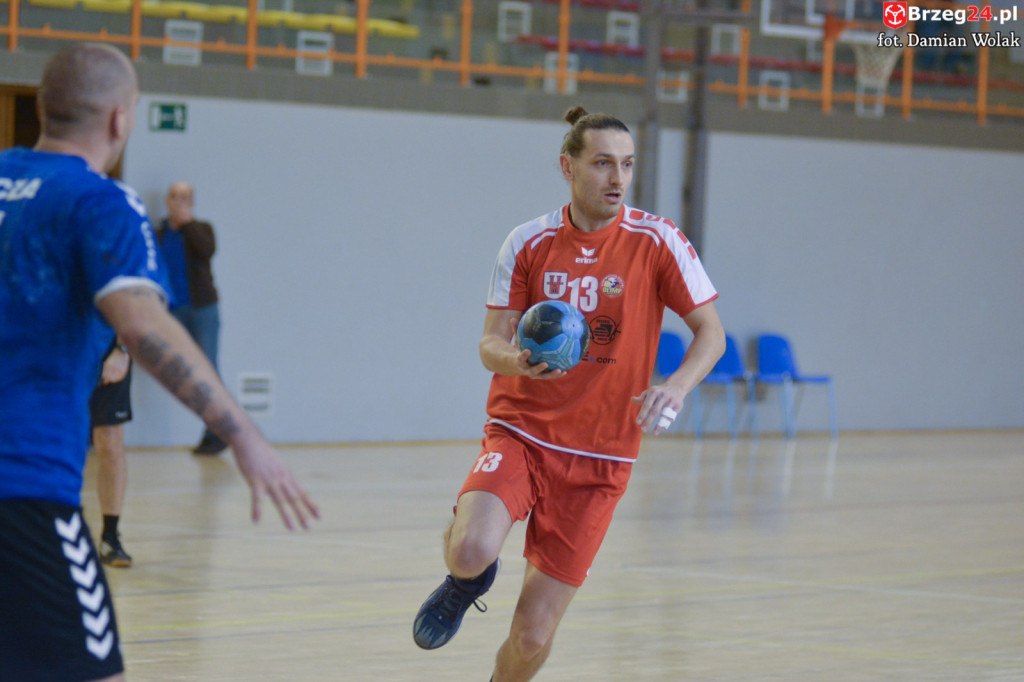 Rzuty karne na korzyść Tęczy. Olimp z jednym punktem