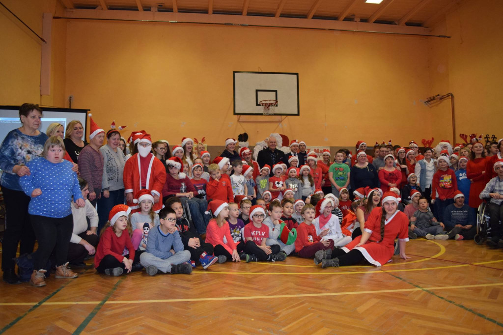 Integracyjna zabawa mikołajkowa