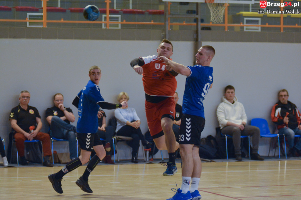 Rzuty karne na korzyść Tęczy. Olimp z jednym punktem