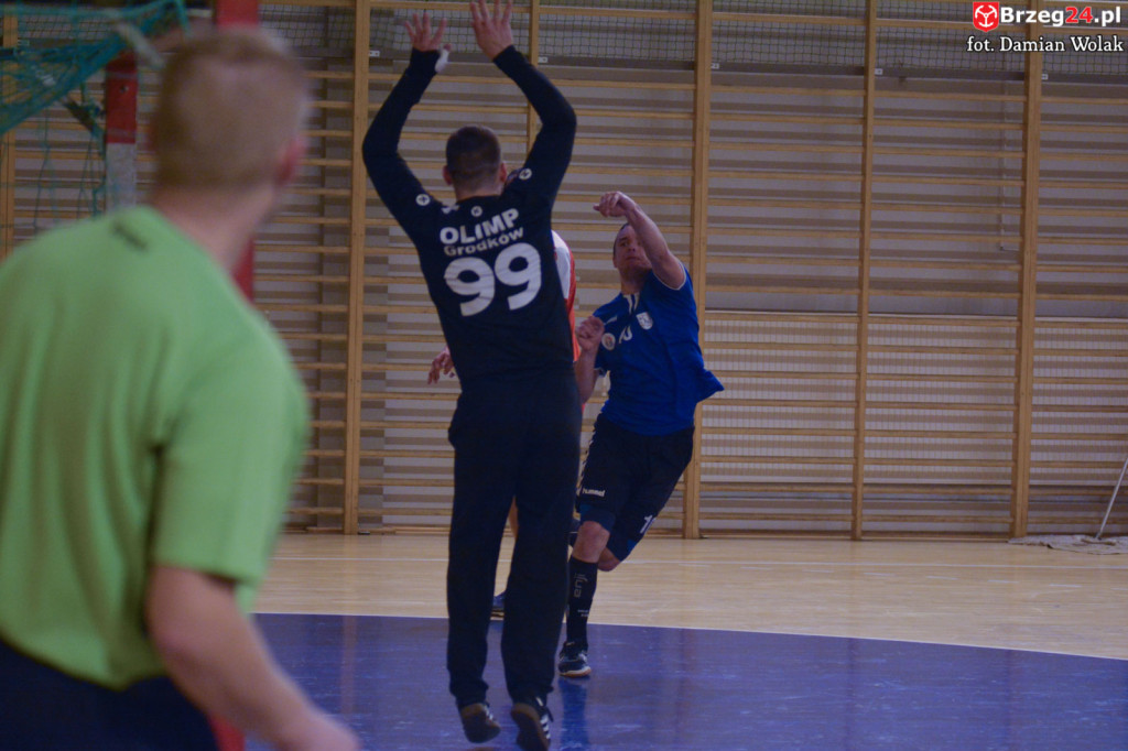 Rzuty karne na korzyść Tęczy. Olimp z jednym punktem