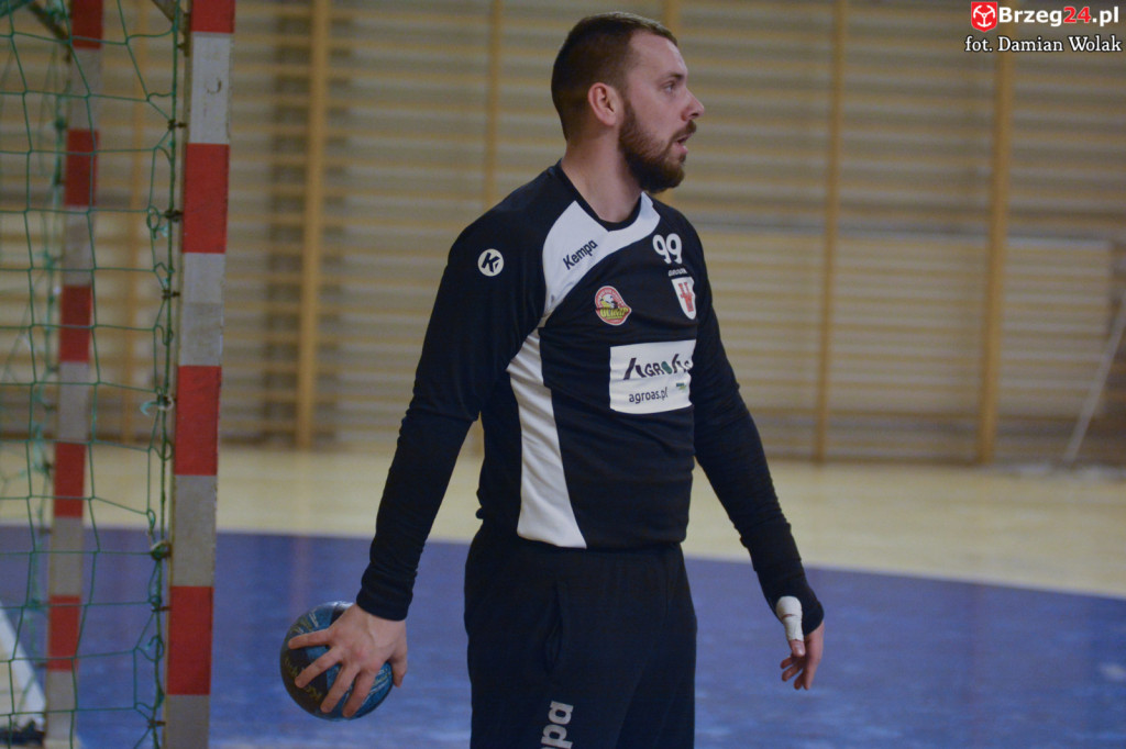 Rzuty karne na korzyść Tęczy. Olimp z jednym punktem