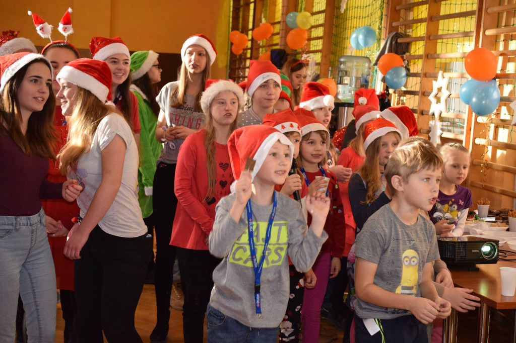 Integracyjna zabawa mikołajkowa