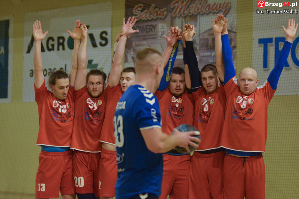 Rzuty karne na korzyść Tęczy. Olimp z jednym punktem