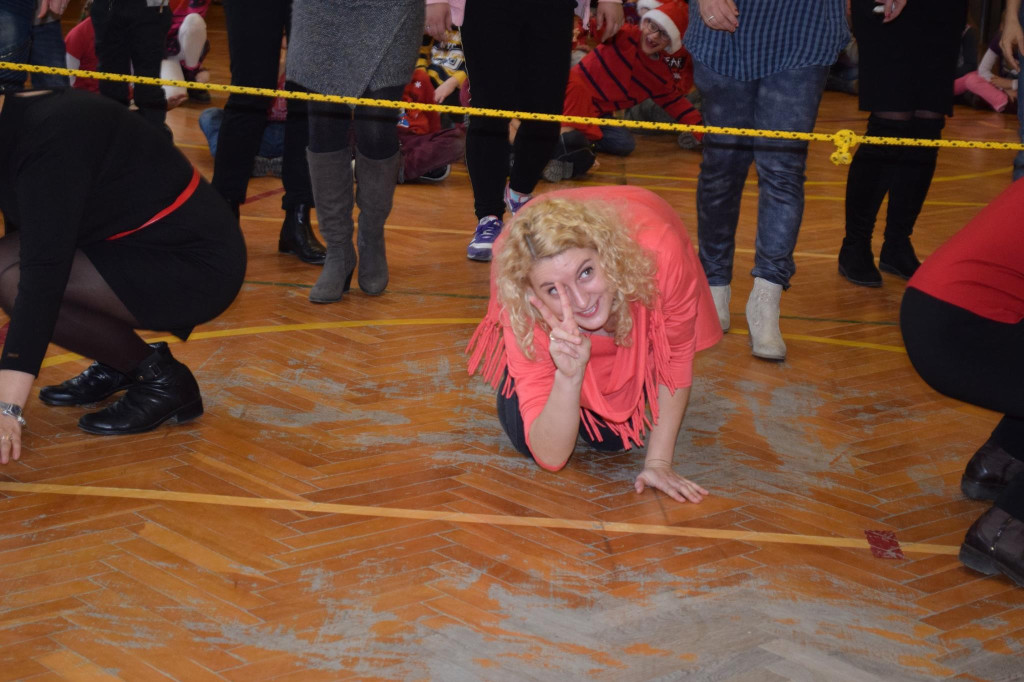 Integracyjna zabawa mikołajkowa