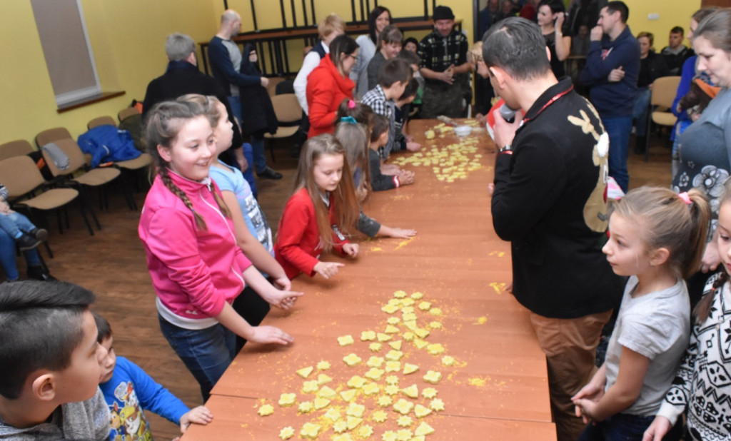 Zabawa mikołajkowa w Szydłowicach