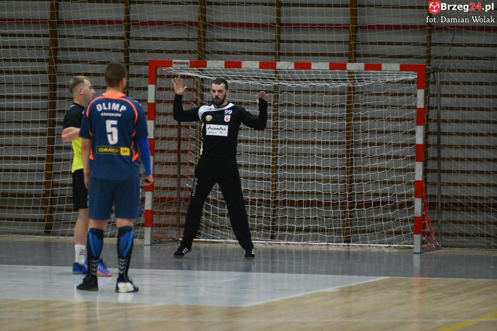 Olimp wygrał w derbach powiatu [fotorelacja]