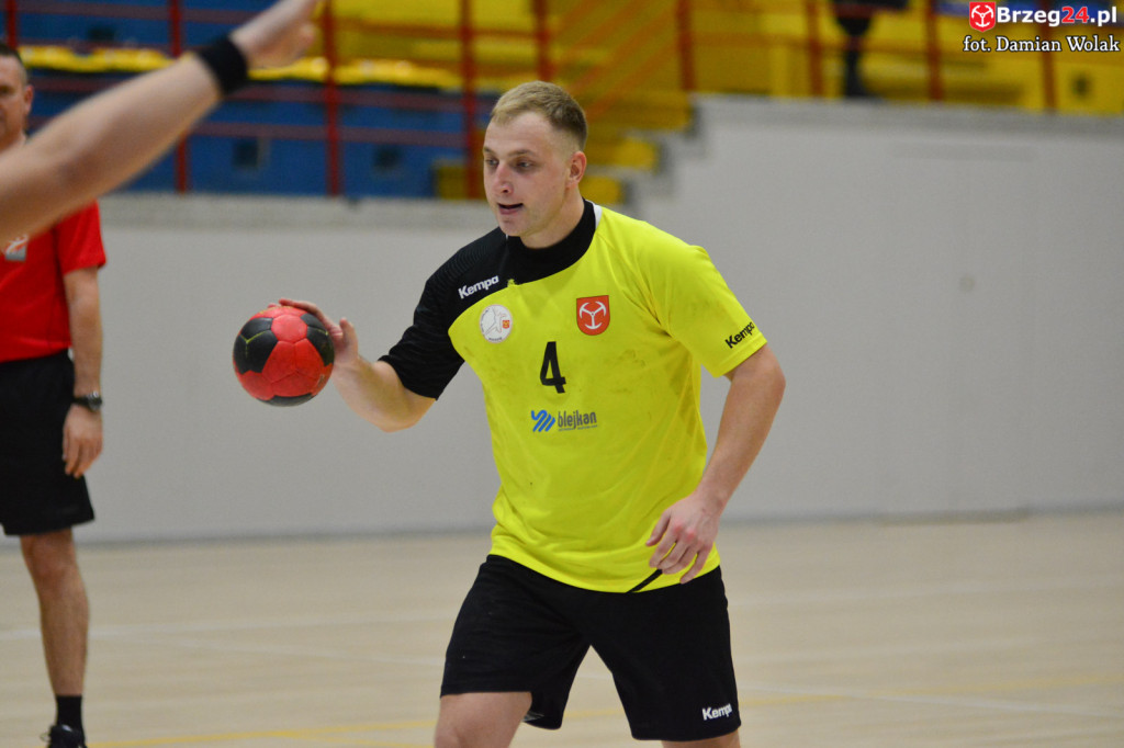 Olimp wygrał w derbach powiatu [fotorelacja]