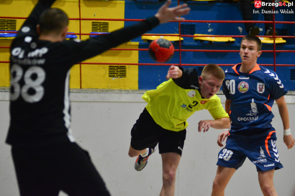 Olimp wygrał w derbach powiatu [fotorelacja]