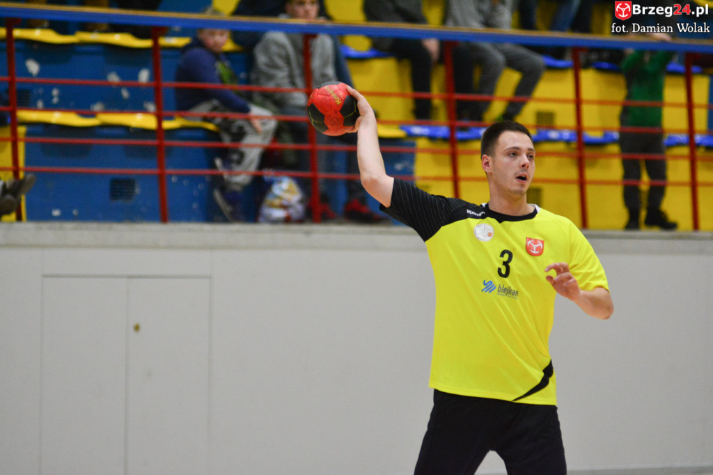 Olimp wygrał w derbach powiatu [fotorelacja]