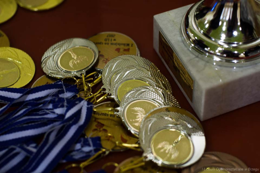 Mikołajki na sportowo w I LO w Brzegu